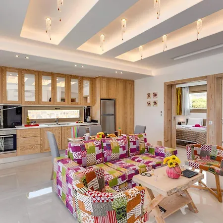 Villas Chrysa - Kery Hersonissos (Crete)